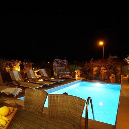 Villa Sole Tlos- Central Location, 5-Min Walk To The Old Town, Private Pool And Garden * Kaş