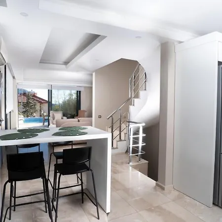 Villa Sole Tlos- Central Location, 5-Min Walk To The Old Town, Private Pool And Garden Villa *